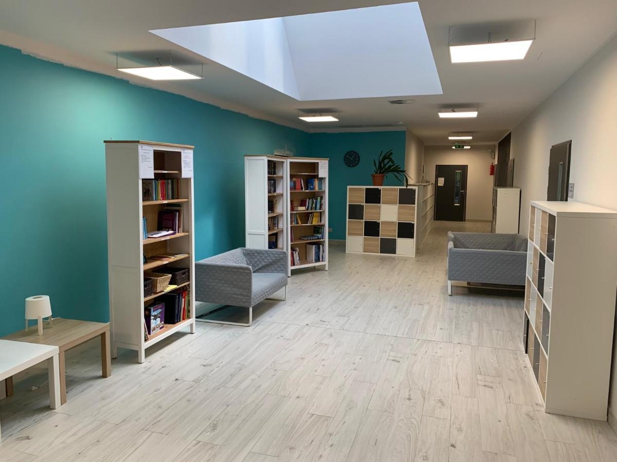 Hostel Montessori Гданськ Екстер'єр фото