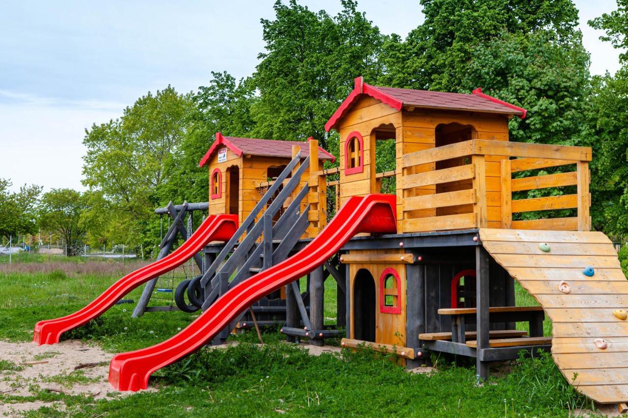 Hostel Montessori Гданськ Екстер'єр фото
